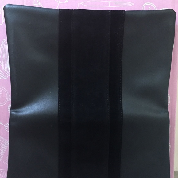 NEW - Summer & Rose Foldover Clutch - Picture 4 of 6